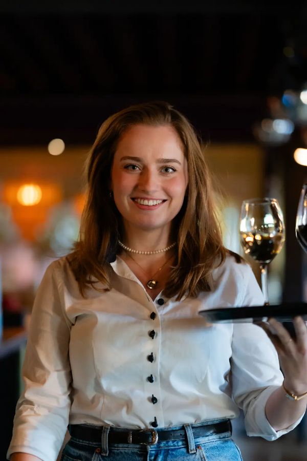 Yara, 22, Bediening · 3 jaar bij Sparked Works