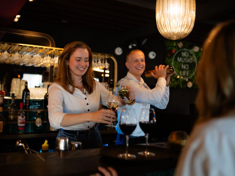 Wat verdient een bartender in 2026?
