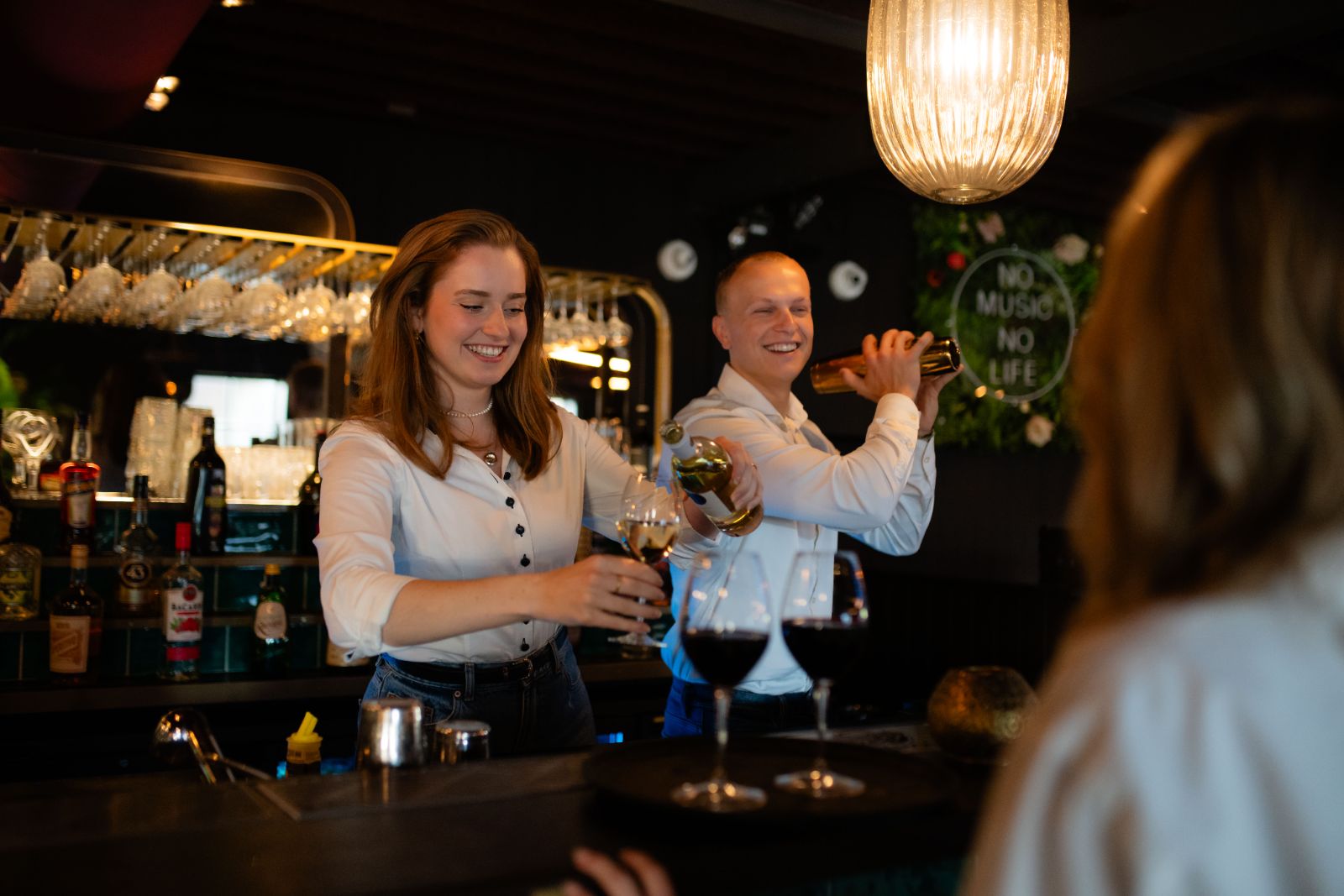 Wat verdient een bartender in 2026?